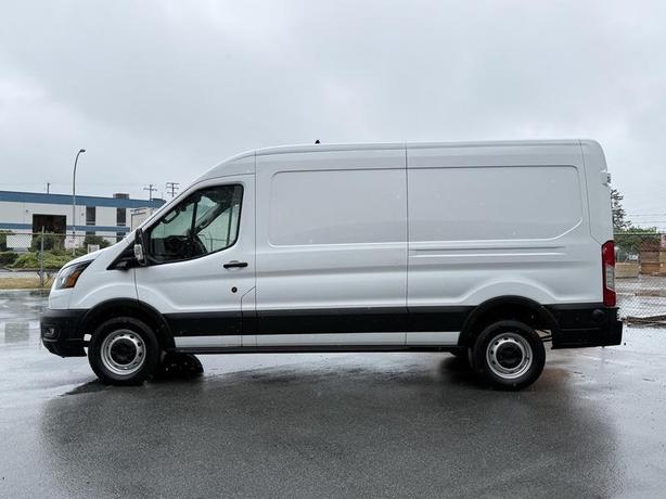 2022 Ford Transit 250 Cargo Van image 6