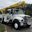 2006 International 7500 55 Foot Bucket truck With Air Brakes Diesel thumbnail image 1