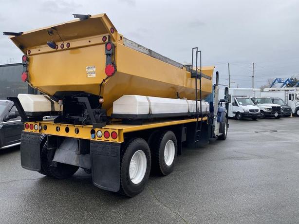 2016 International 7400 Plow Dump Truck with Air Brakes Diesel image 6