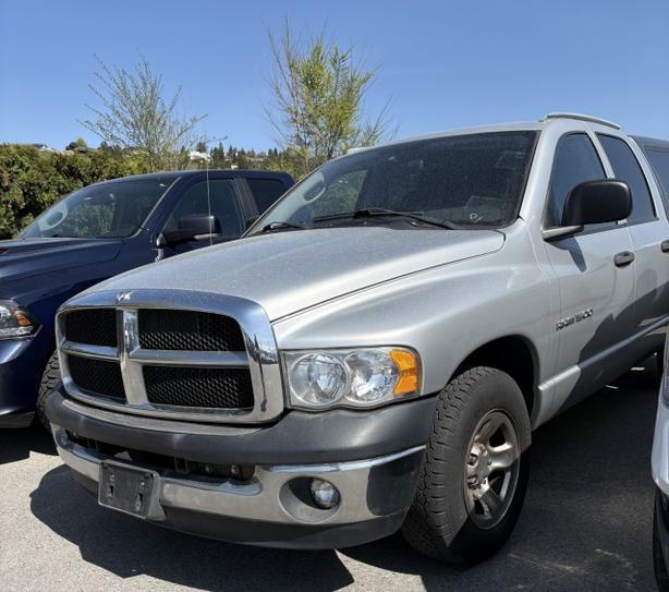 2004 Dodge RAM 1500 ST AUTO, TOW PACKAGE, GREY INTERIOR, FABRIC SEATS, CANOPY!!! image 1