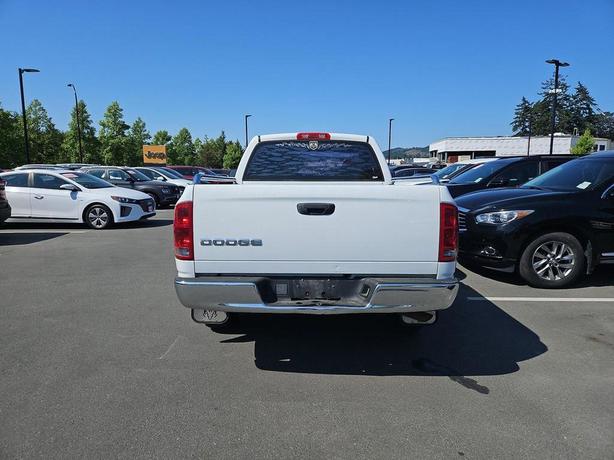 2004 Dodge RAM 1500 2dr Reg Cab 120.5 WB ST | Manual Transmission! image 5