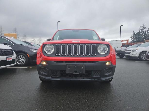2015 Jeep Renegade Sport | Cruise Control! image 2