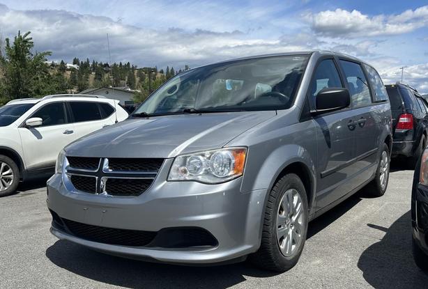 2014 Dodge Grand Caravan SE image 1