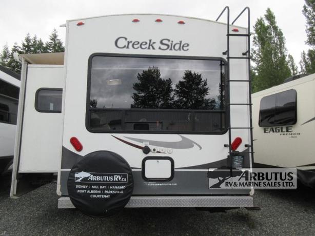 Used 2015 Outdoors RV Creek Side 26RLS image 5