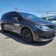 2019 Chrysler Pacifica TOURING-L thumbnail image 2