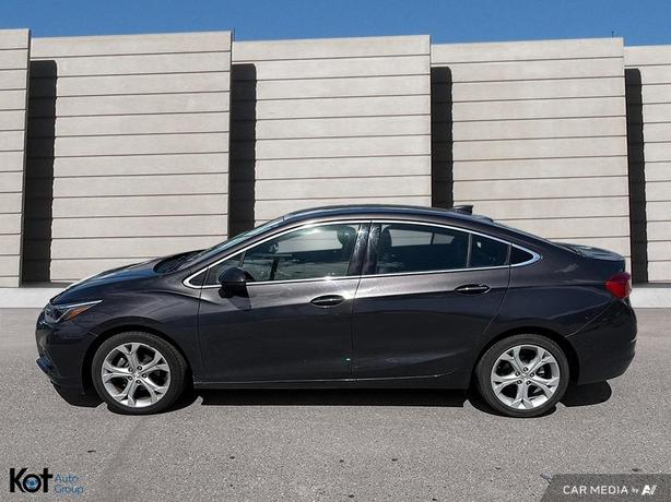 2017 Chevrolet Cruze Premier HEATED SEATS! BACKUP CAMERA! NO ACCIDENT! image 3