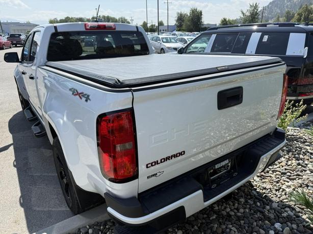 2021 Chevrolet Colorado 4WD LT image 3