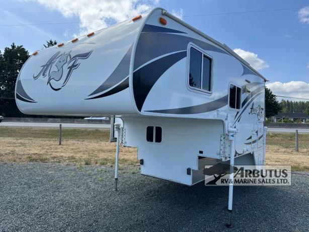Used 2016 Northwood Arctic Fox Camper 811 Wet Bath image 3