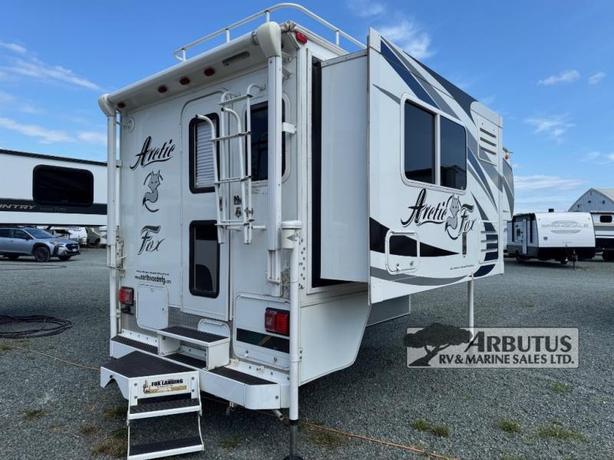 Used 2016 Northwood Arctic Fox Camper 811 Wet Bath image 8