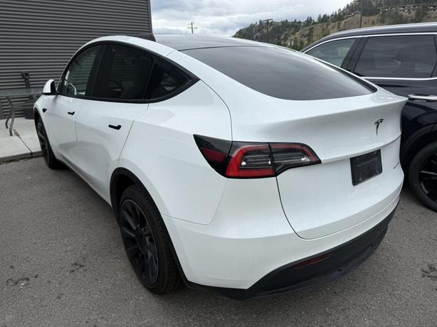 2021 Tesla Model Y LONG RANGE image 3