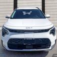 2023 Kia Niro EV PREMIUM thumbnail image 2