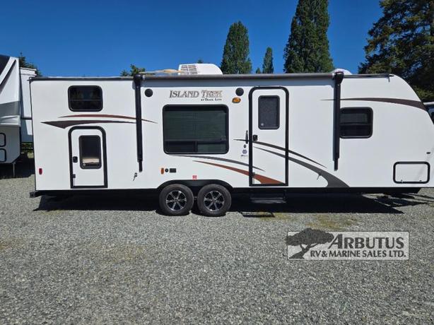 Used 2013 R-Vision Island Trek 262BH image 5
