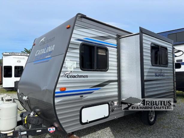 Used 2020 Coachmen RV Catalina Summit Series 172BHS image 2