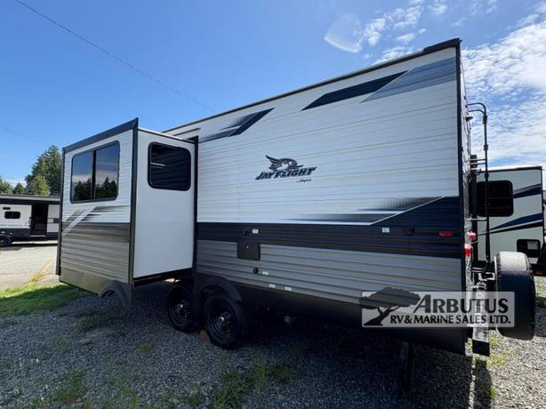 Used 2022 Jayco Jay Flight SLX Western Edition 242BHSW image 3
