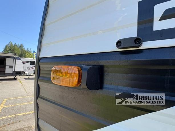 Used 2022 Jayco Jay Flight SLX Western Edition 242BHSW image 6