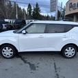 2021 Kia Soul LX thumbnail image 2