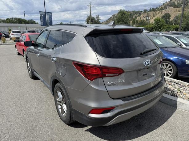 2017 Hyundai Santa Fe Sport BASE image 3