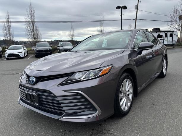 2023 Toyota Camry Hybrid Le image 3