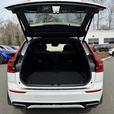 2021 Volvo XC60 R-Design thumbnail image 7