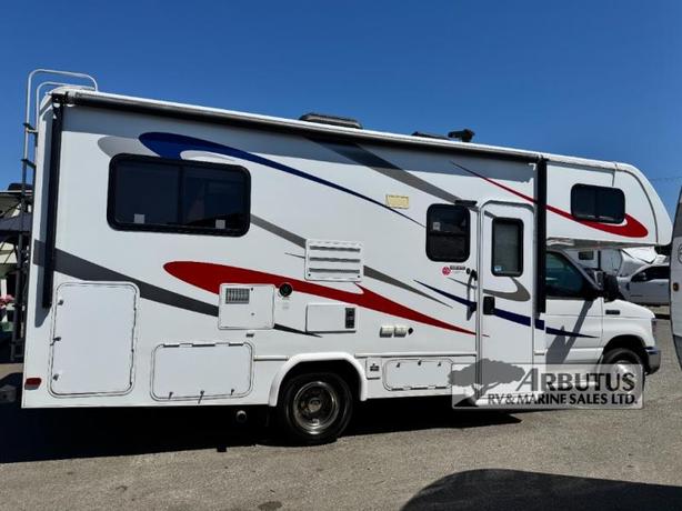 Used 2016 Forest River RV Sunseeker 2290S Ford image 6
