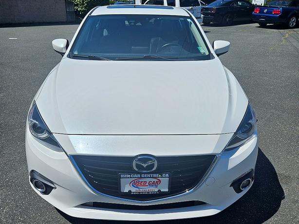 2014 Mazda  Mazda3 s Grand Touring image 3