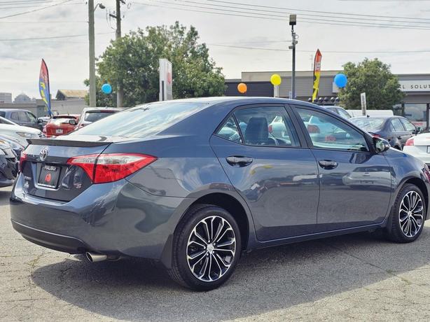 2015 Toyota Corolla 4dr Sdn S image 4