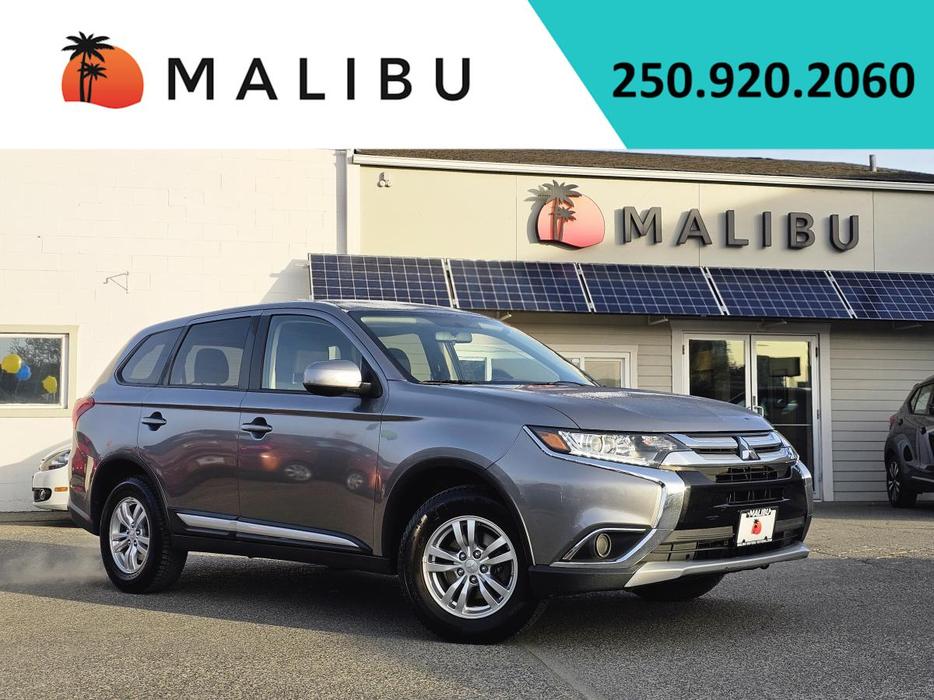 2017 Mitsubishi Outlander AWC 4dr ES display photo