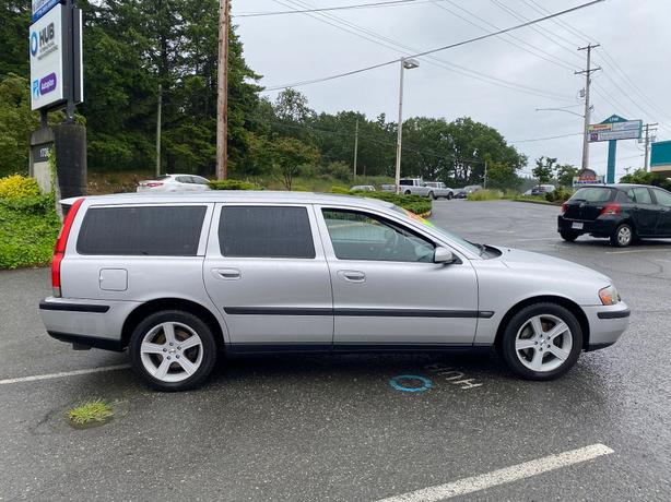 2004 Volvo  V70 AWD 2.5 Turbo Cold AC image 4