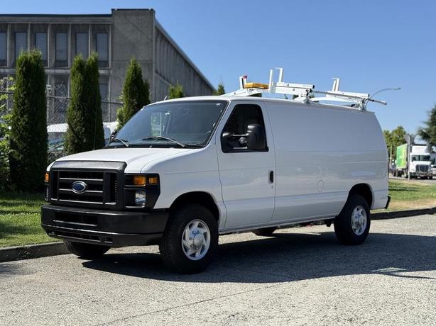 2011 Ford Econoline E-350 Super Duty Cargo Van with Shelving & Ladder Rack image 5