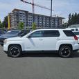 2017 GMC Terrain AWD 4dr SLT | No Reported Accidents! thumbnail image 3