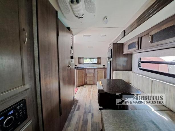 Used 2018 Winnebago Industries Towables Minnie Drop WD1790 image 6