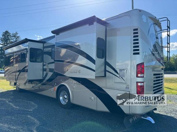 Used 2008 Tiffin Motorhomes Phaeton 36 QSH image 5