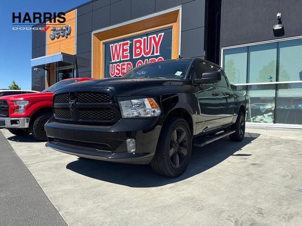 2021 RAM 1500 Classic Express 4x4 Crew Cab 5'7 Box | Cruise Control | Bluetooth  image 1