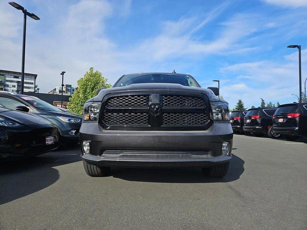2023 RAM 1500 Classic Express 4x4 Crew Cab 5'7 Box | No Reported Accidents | One image 2