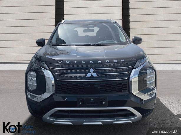 2024 Mitsubishi Outlander SE image 2