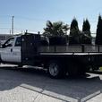 2016 Ford F-550 Crew Cab 12-Foot Flat Deck 4WD thumbnail image 7