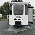 Used 2020 Jayco Jay Flight Bungalow 40FKDS thumbnail image 2