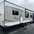Used 2020 Jayco Jay Flight Bungalow 40FKDS thumbnail image 6