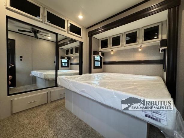 Used 2020 Jayco Jay Flight Bungalow 40FKDS image 7