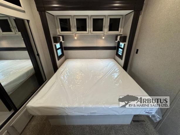 Used 2020 Jayco Jay Flight Bungalow 40FKDS image 8