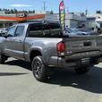 2021 Toyota Tacoma V6 thumbnail image 8
