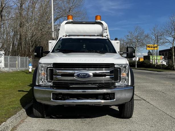 2018 Ford F-550 Service Truck 4WD Diesel image 3