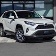 2022 Toyota RAV4 XLE - Sunroof, AWD, Heated Seats thumbnail image 4