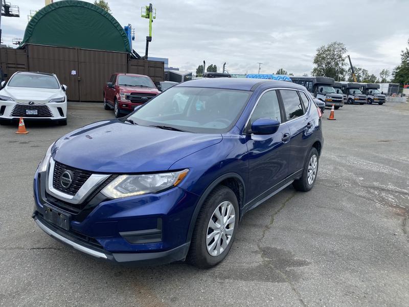 2019 Nissan Rogue S AWD display photo