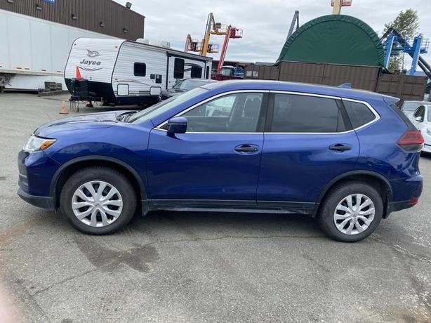 2019 Nissan Rogue S AWD image 2