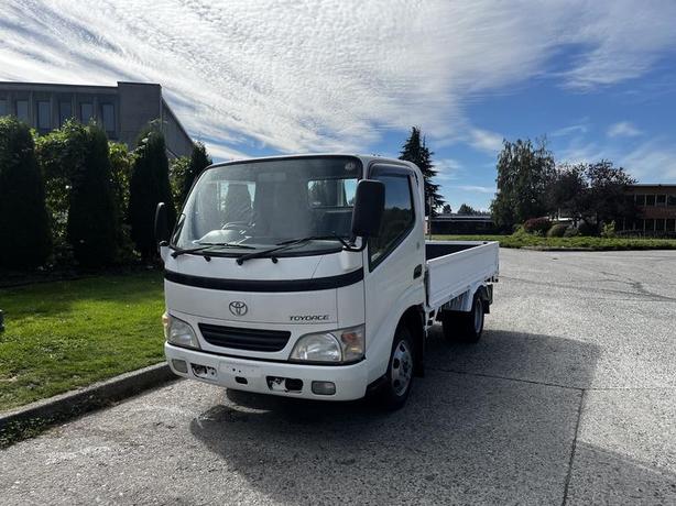 2004 Toyota Toyoace Flat Deck Right Hand Drive image 5