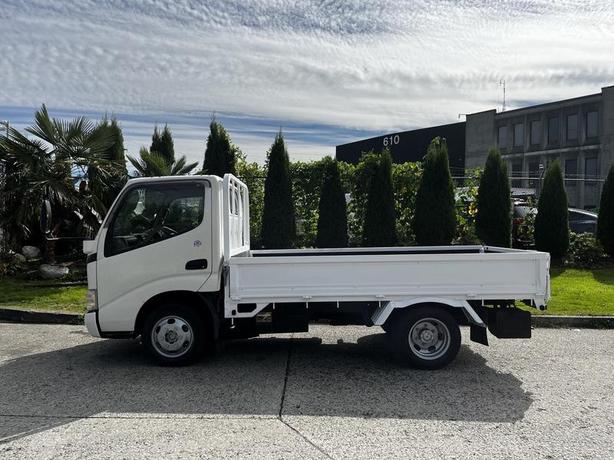 2004 Toyota Toyoace Flat Deck Right Hand Drive image 7