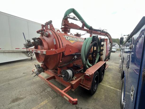 2015 Ditch Witch FX50 800 Gal image 5