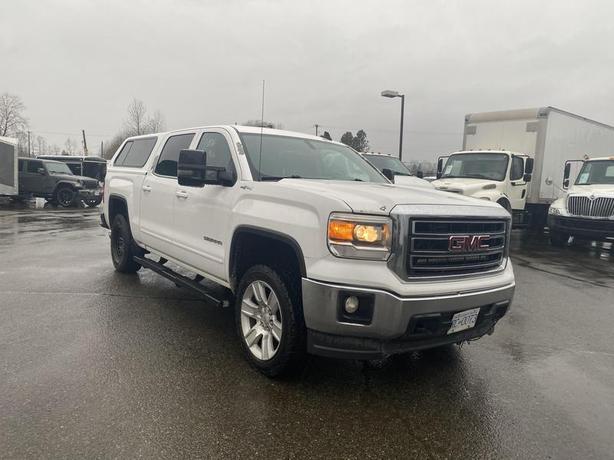 2015 GMC Sierra 1500 SLE Crew Cab Short Box 4WD With Canopy image 7