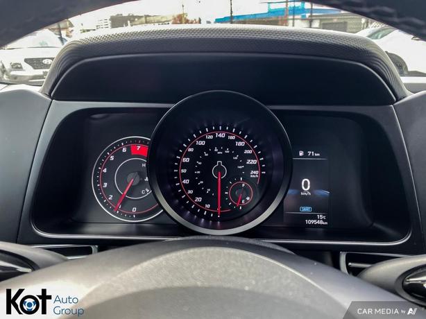 2021 Hyundai Elantra PREFERRED image 8